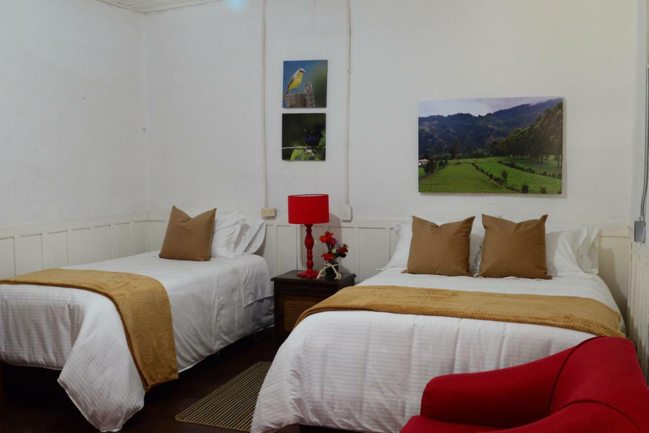 Ecohotel Pinohermoso Reserva Natural サレント エクステリア 写真